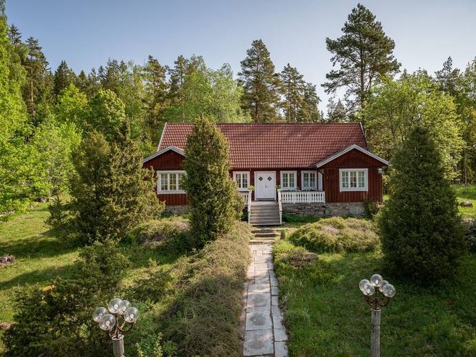 7 rok · 212 m² · Flatebyn 6