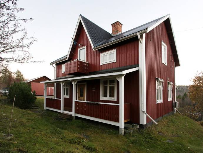 4 rok · 145 m² · Rombäck 754