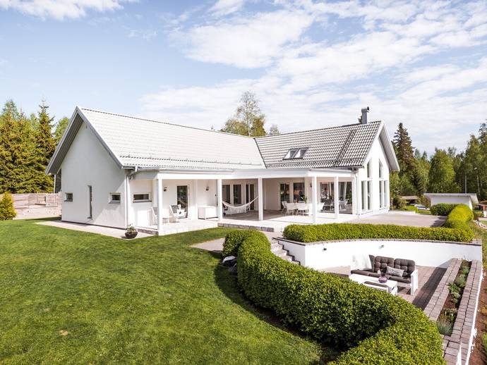 5 rok · 211 m² · Furustrand 25