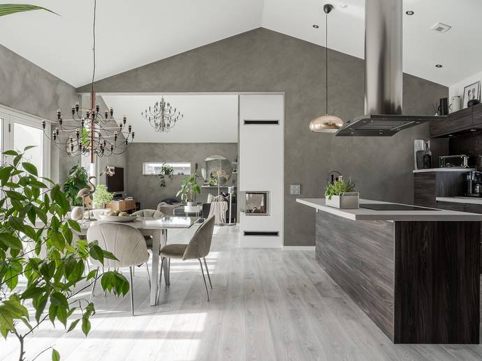 5 rok · 203 m² · Hornön 216
