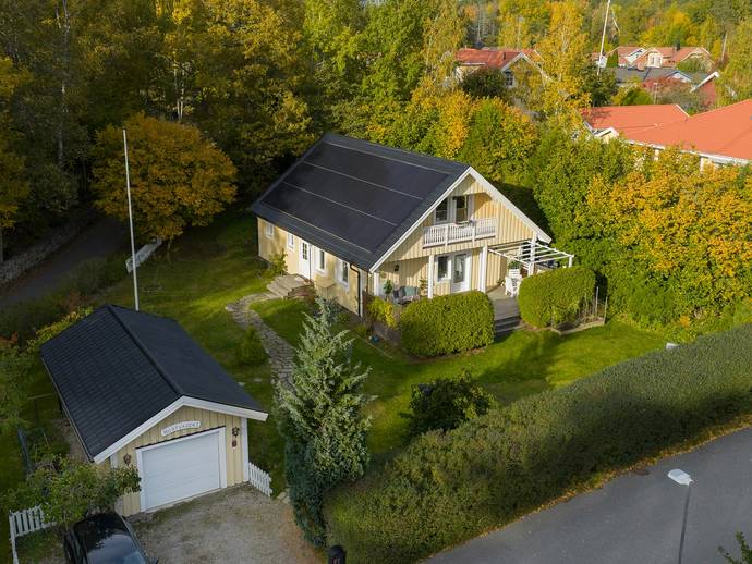 6 rok · 141 m² · Höstvägen 1