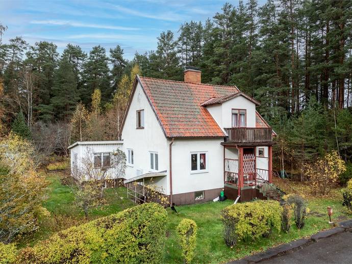 4 rok · 90 m² · Furugatan 2