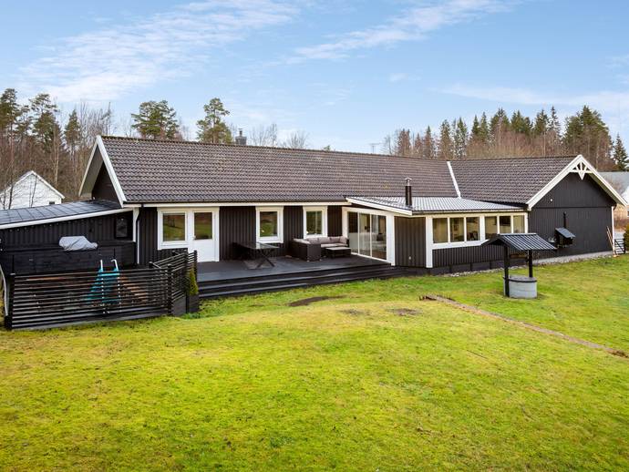 7 rok · 180 m² · Sjöbergsvägen 44