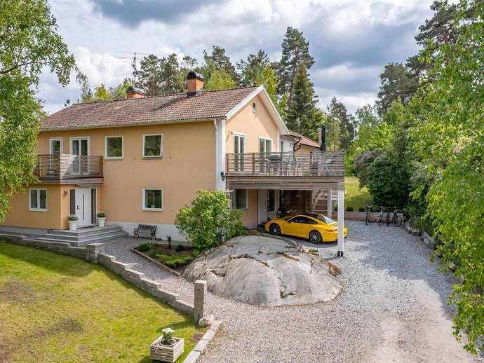 8 rok · 225 m² · Gimlevägen 17