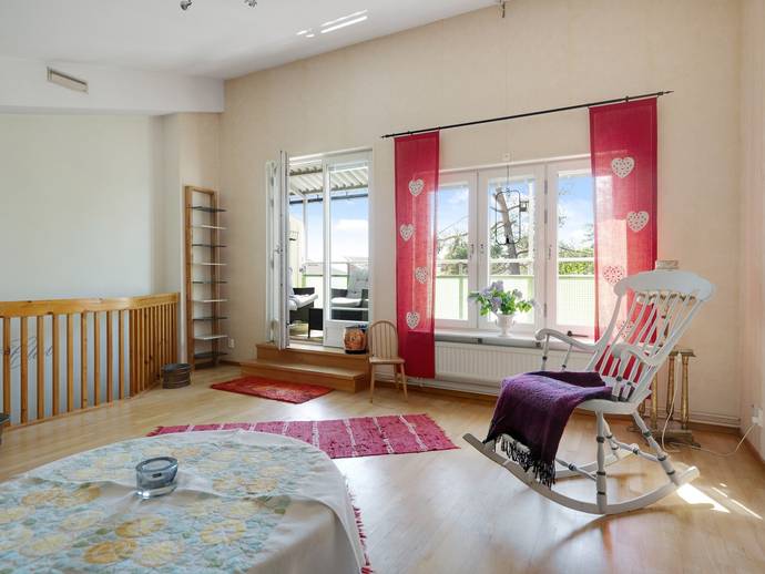 2 rok · 70 m² · Bäverdammsgränd 180