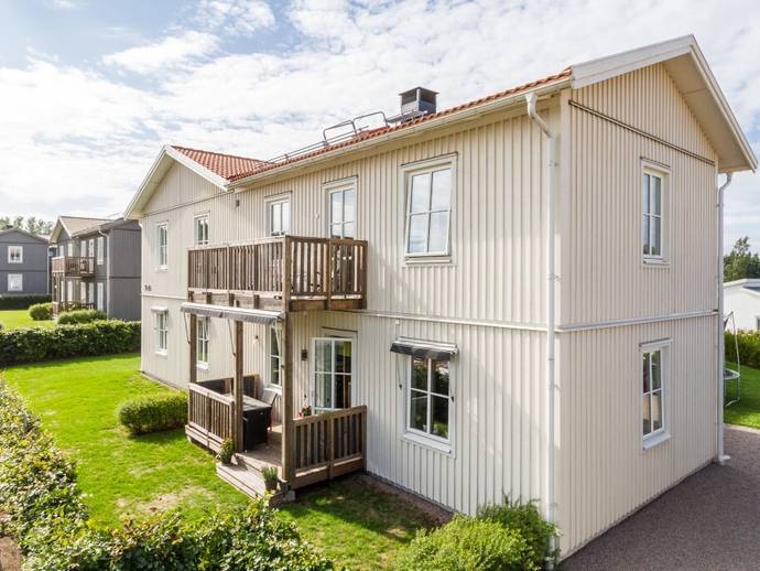 2 rok · 52 m² · Frökentorpsvägen 81