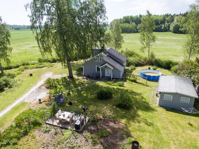 2 rok · 75 m² · Skäcklinge 609