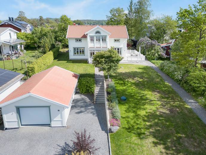 5 rok · 193 m² · Furustigen 6