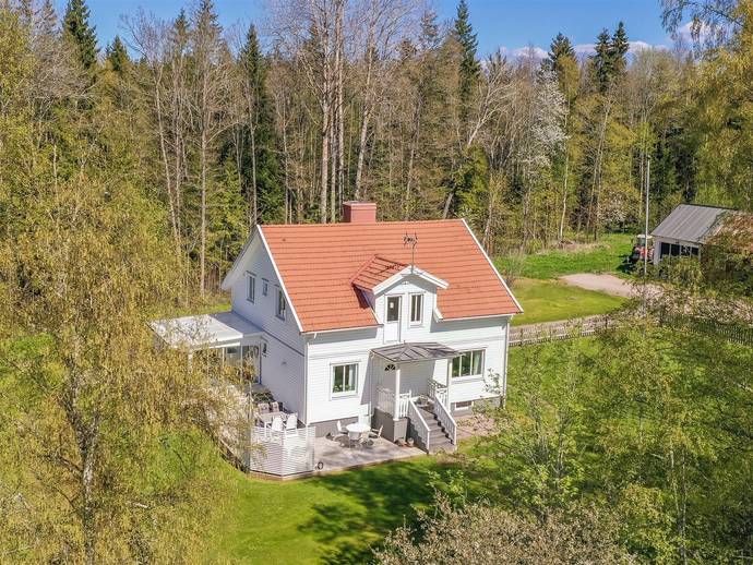 6 rok · 140 m² · Upplanda Källhaga 1