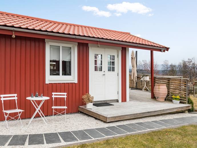 1 rok · 30 m² · Rosenvägen 63