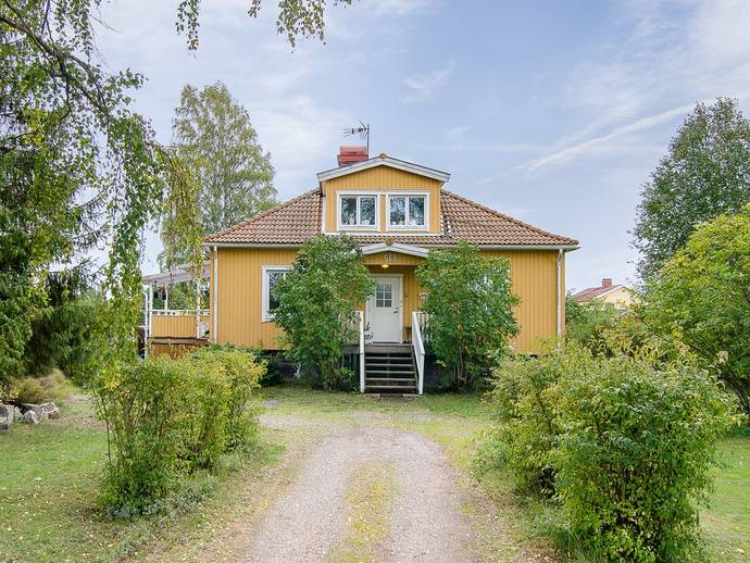 4 rok · 84 m² · Hillstavägen 6