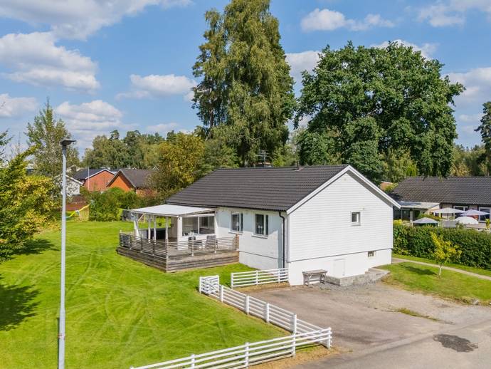 6 rok · 90 m² · Strandvägen 3