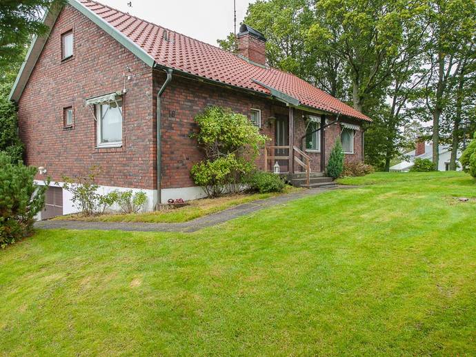 6 rok · 171 m² · Bitternavägen 18