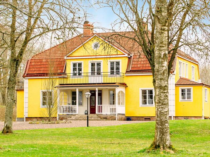 8 rok · 320 m² · Gökhem Prästgården 1