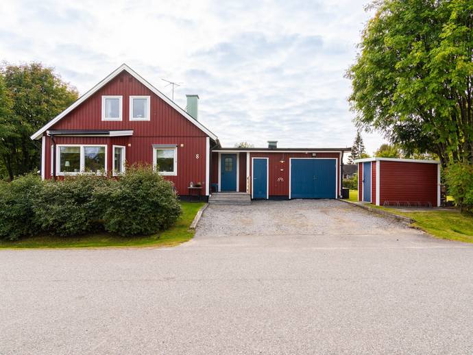 6 rok · 126 m² · Domarevägen 8