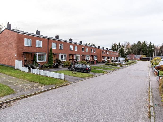 4 rok · 97,6 m² · Slåttervägen 12 E