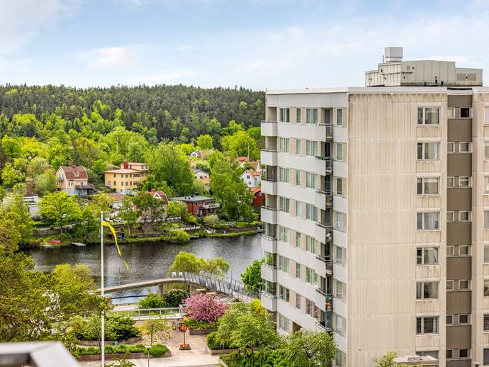 3 rok · 82 m² · Gamla värmdövägen 12