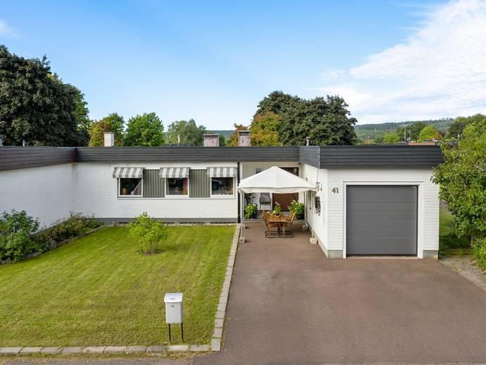 7 rok · 137 m² · Slingergatan 41