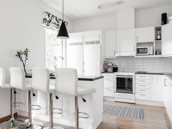 3 rok · 75 m² · Västerleden 76A