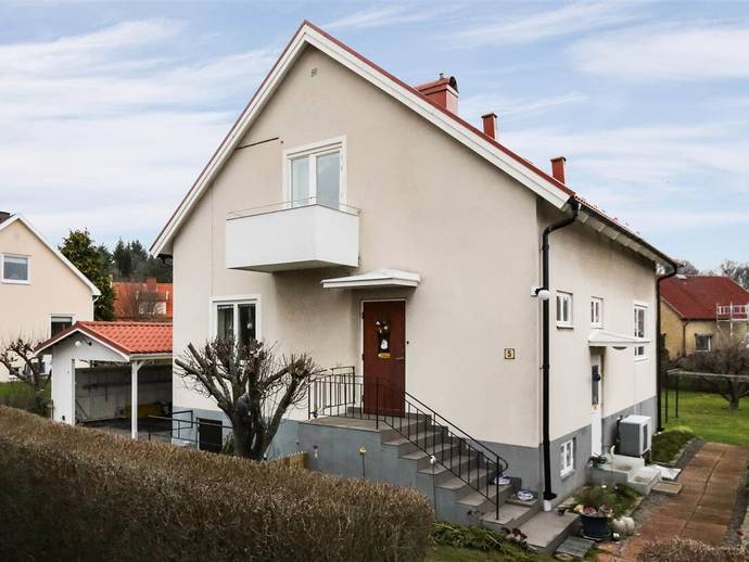 6 rok · 135 m² · Offerlyckevägen 5