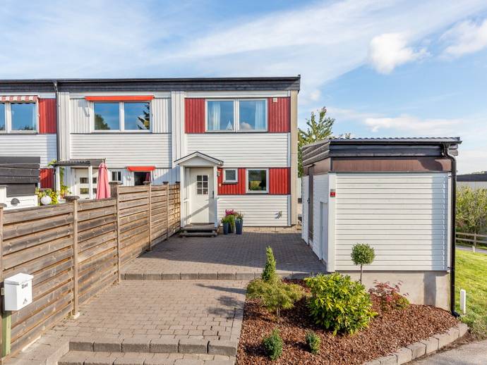 4 rok · 90 m² · Buntmakarvägen 29