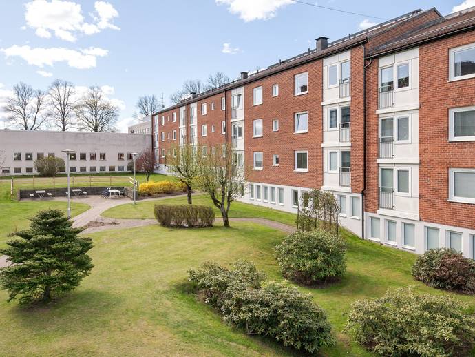 3 rok · 82 m² · Axel Träffs gata 5A