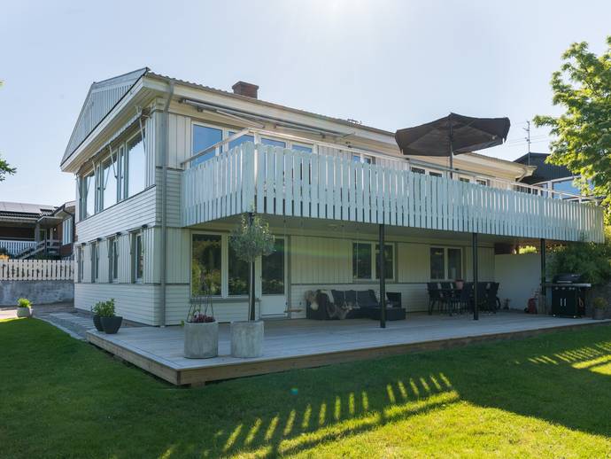 7 rok · 194 m² · Fornängsvägen 11