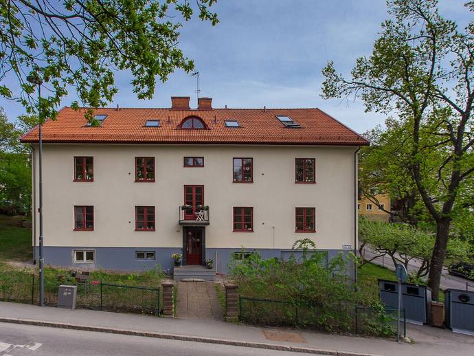 4 rok · 81 m² · Stenkullavägen 44, vindsetage (vån 2+3)