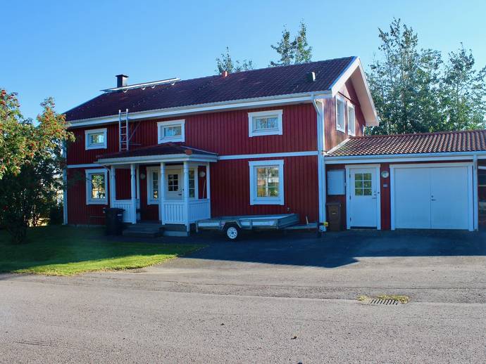 6 rok · 144 m² · Orrvägen 4