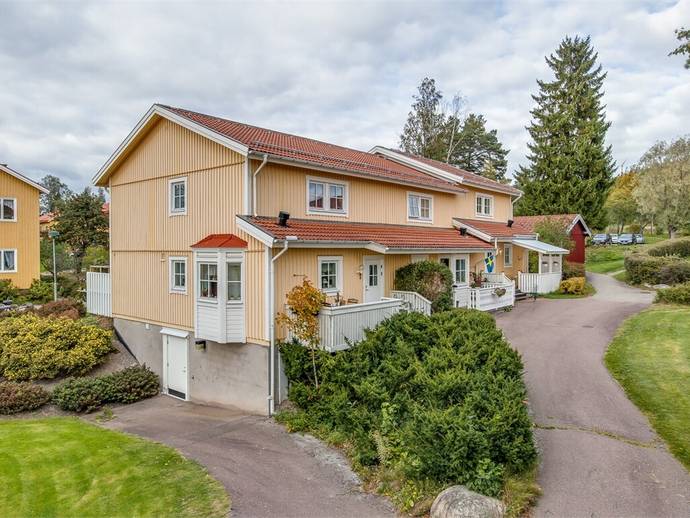 4 rok · 102,5 m² · Hagbacken 14 A
