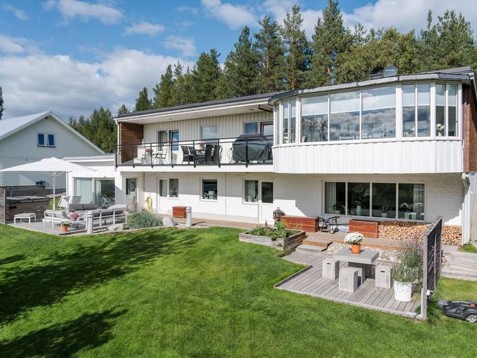 6 rok · 220 m² · Nygatan 95