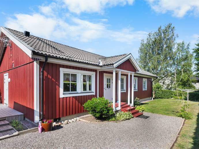 5 rok · 117 m² · Ängshöksvägen 3