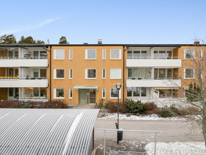 3 rok · 84 m² · Ringduvegatan 135