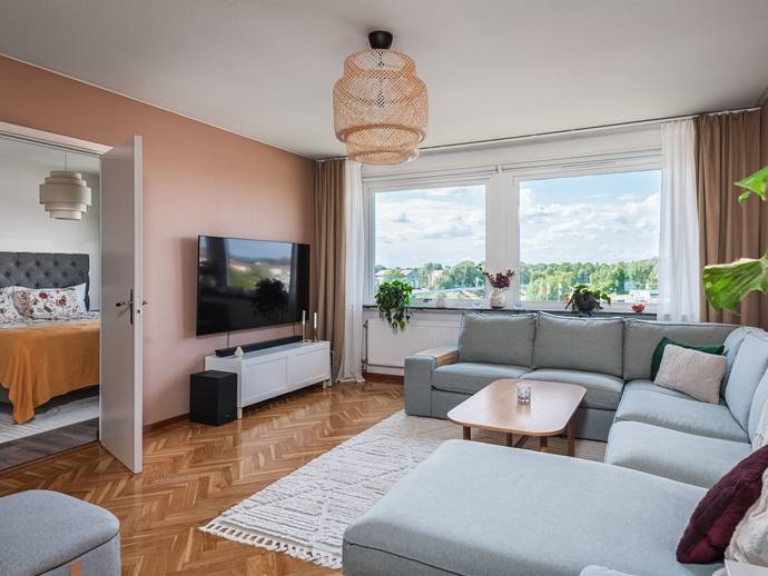 3 rok · 81 m² · Spjutgatan 14