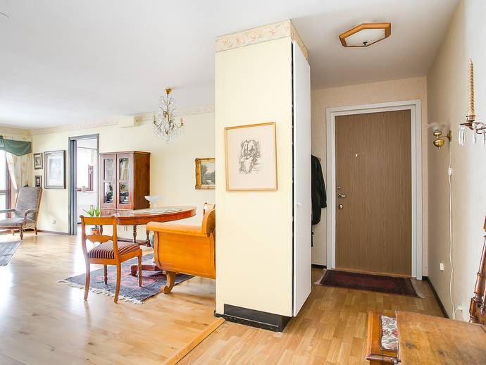 3 rok · 81,7 m² · Lovisagatan 117
