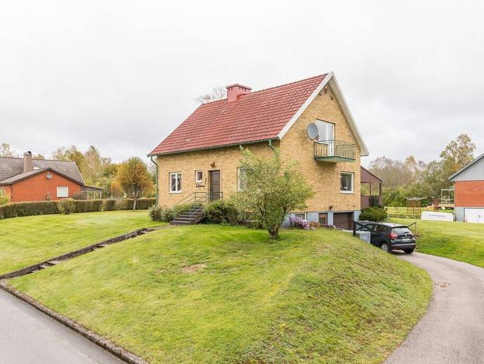 127 m² · Åvallagatan 2