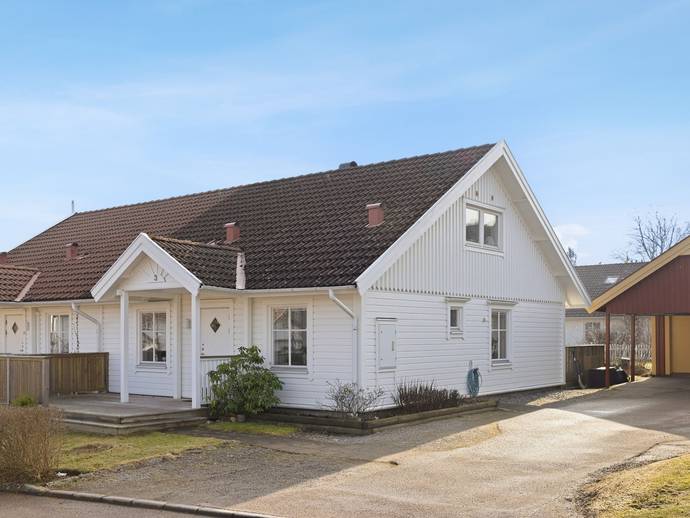 6 rok · 110 m² · Flädervägen 3