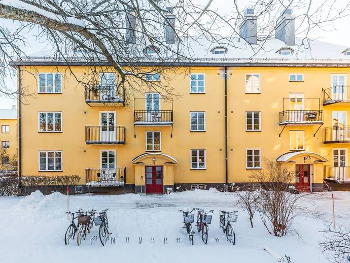 3 rok · 81 m² · Engelbrektsgatan 8 A