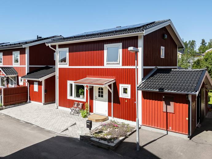5 rok · 122 m² · Nedre Humlebacken 3