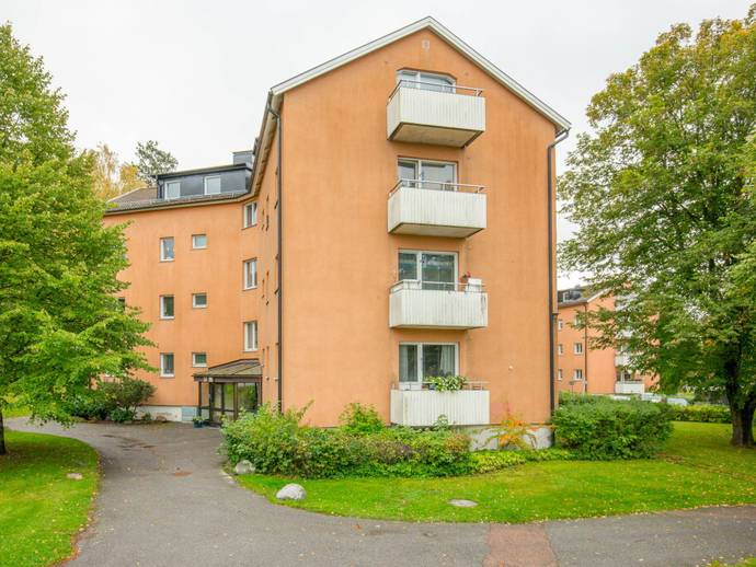3 rok · 79 m² · Lövboåsvägen 3