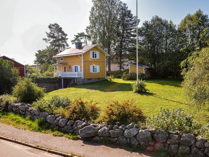 3 rok · 76 m² · Rustkammaregatan 11