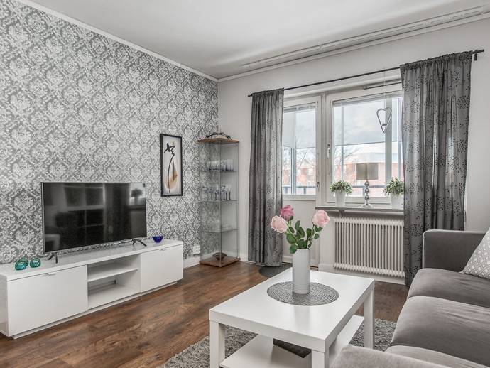 1 rok · 36,5 m² · Riksgatan 1
