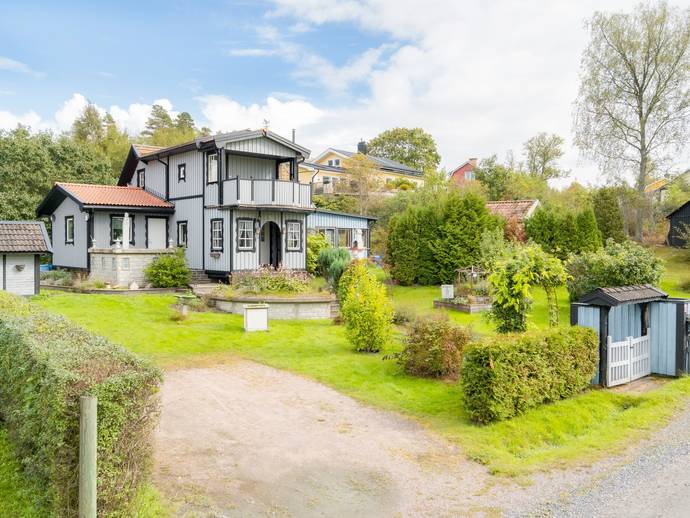 4 rok · 85 m² · Stensättersvägen 5
