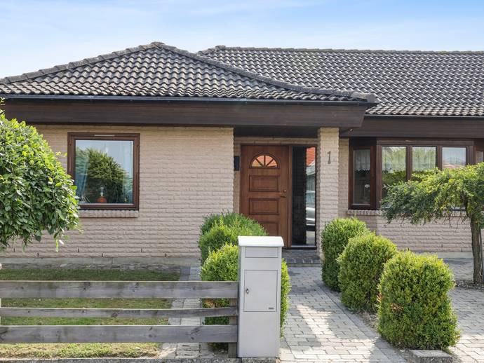 4 rok · 145 m² · Riddarbacken 1