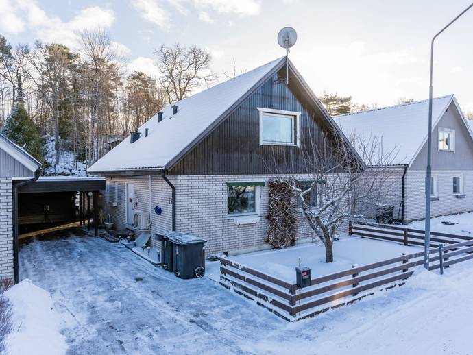 6 rok · 133 m² · Åkervägen 13