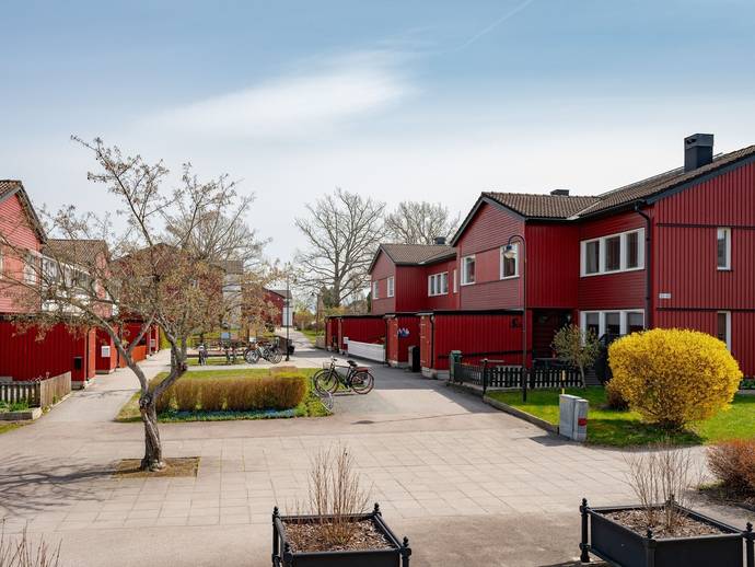 4 rok · 104,5 m² · Hällbacksvägen 35