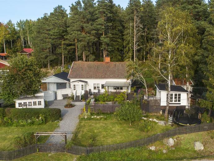 6 rok · 150 m² · Buberg 147