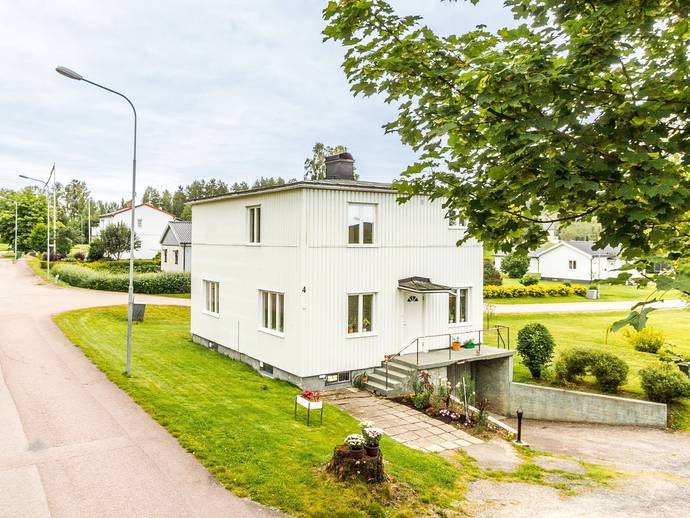5 rok · 120 m² · Åsens väg 4