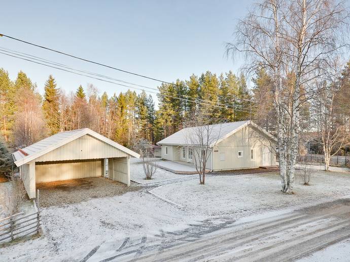 4 rok · 129 m² · Fågelbärsvägen 2