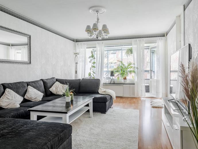 4 rok · 94 m² · Bergkullevägen 255